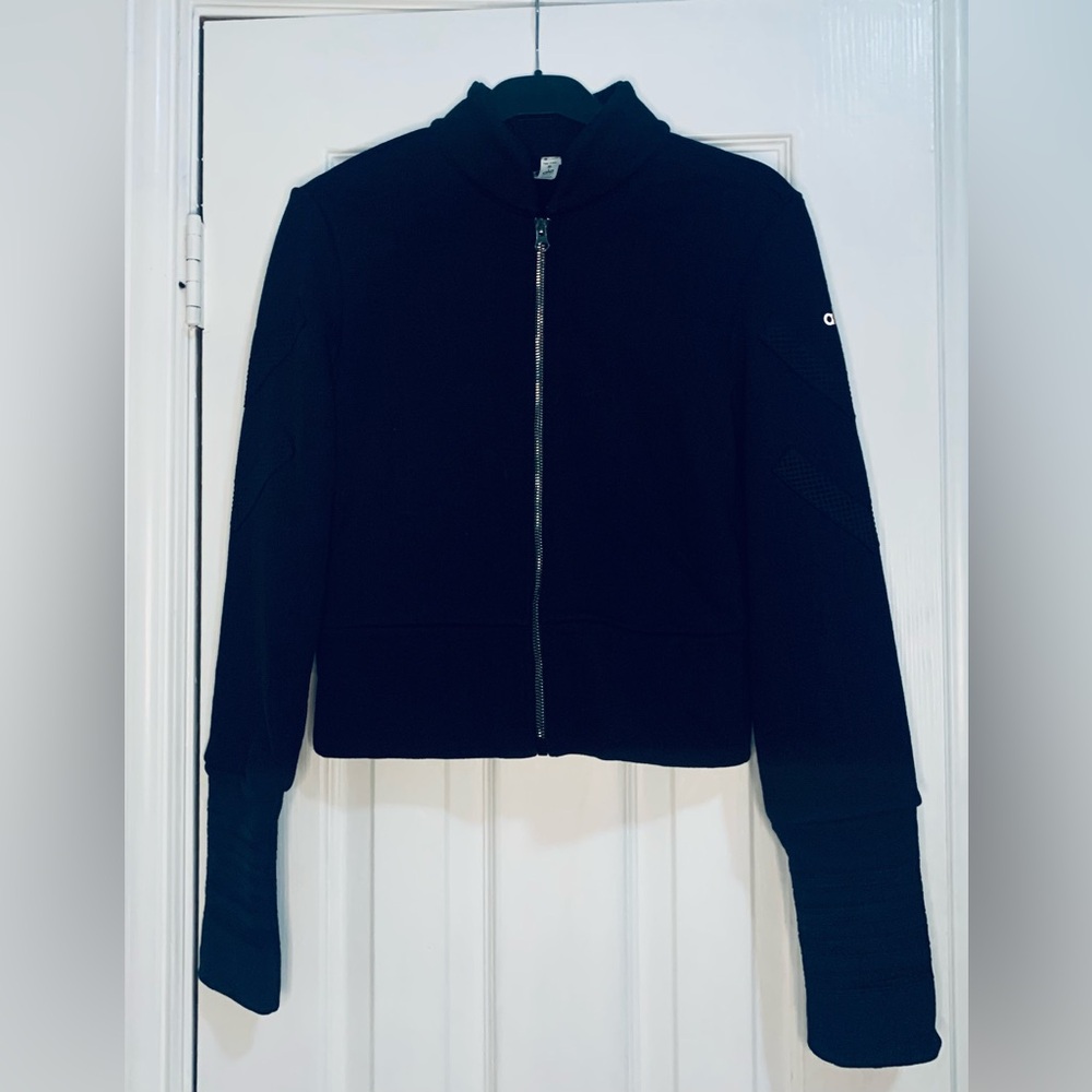 Women’s size small Alo yoga jacket